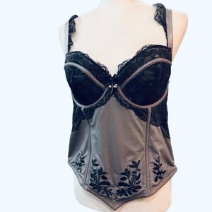 Outlander x Torrid Lace Bustier Corset Top Gray Black Size 0